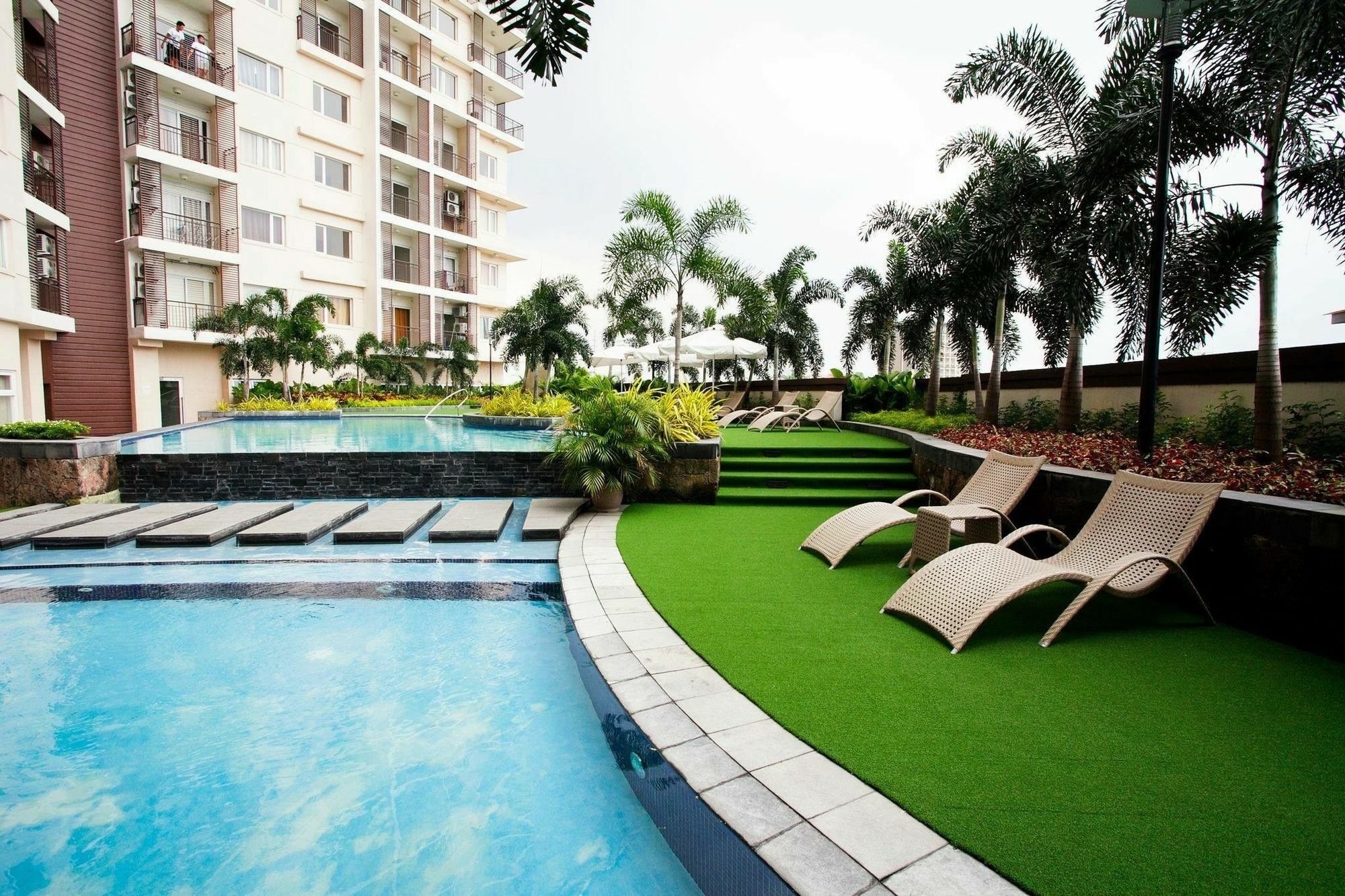 The Cirque Serviced Residences Quezon City Ngoại thất bức ảnh